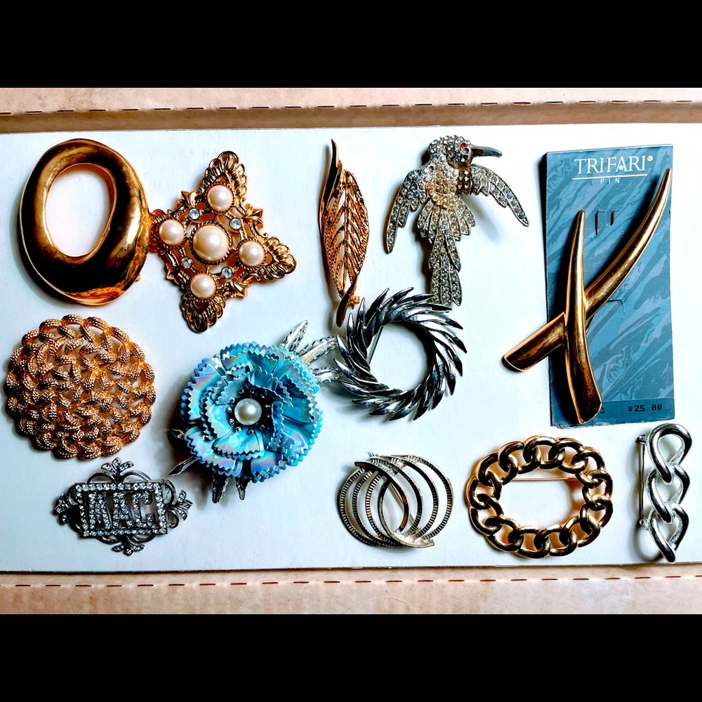 💜 Vintage Brooches(12) lot set 💜